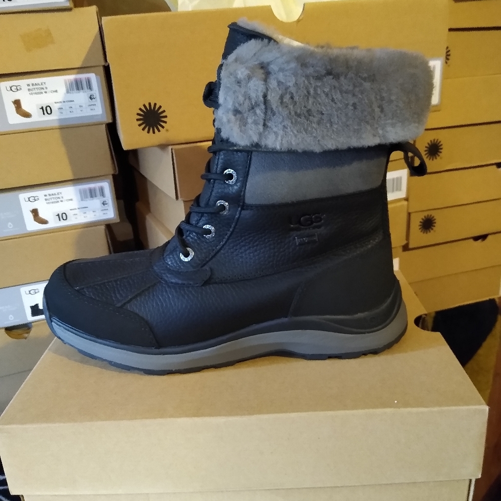 Ugg Adirondack lll black